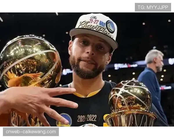 库里职业生涯四次总冠军 三十五岁仍保持巅峰状态