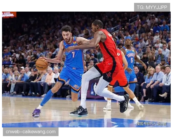 霍姆格伦护框表现优异 雷霆内线防守再添保障